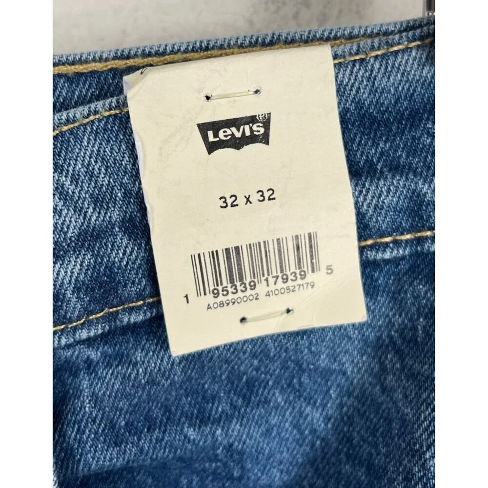 Levis 70s‎ Flare leg Jeans high waist sz 32